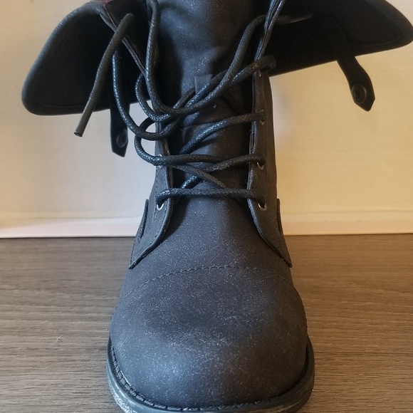 Bootie - Picture 3 of 4